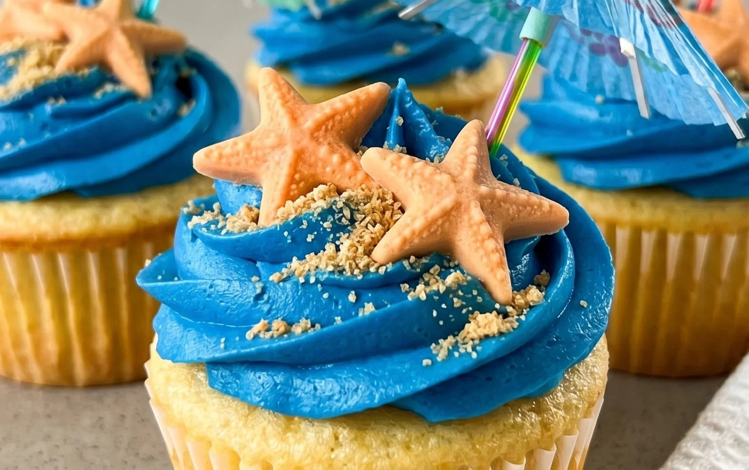 Summer Beach Party Cupcakes