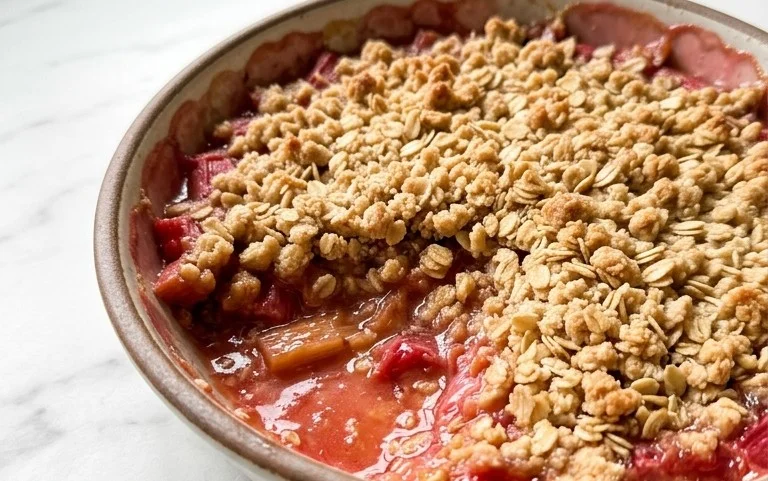 Easy Rhubarb Crisp